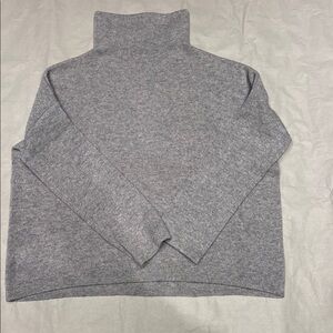 NWOT. Vince cashmere sweater.